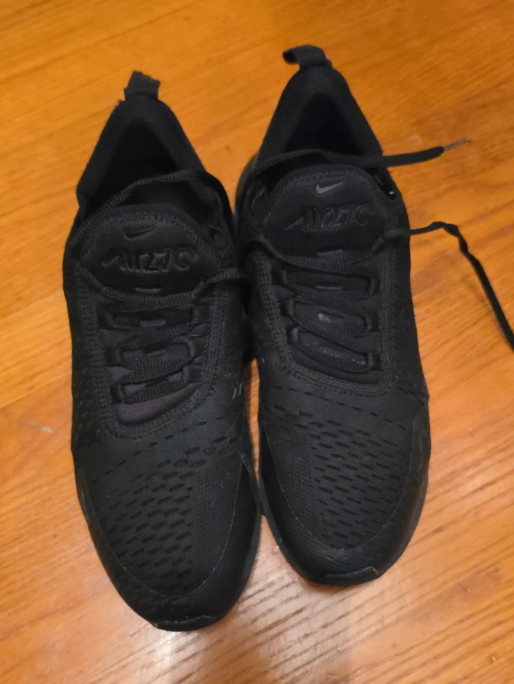 LAST CHANCE Nike Men's Air Zoom-Style All-Black Athletic Sneakers